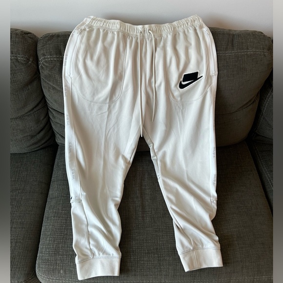 Nike NSW Sport Pack Track Pants Light Bone Summit White CD4633-072 Men’s Size XL - Picture 3 of 5